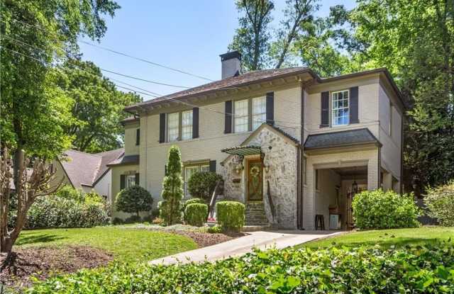 685 E Morningside Drive NE