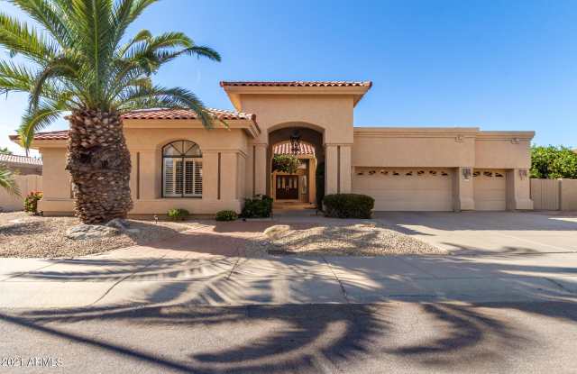 10922 E BELLA VISTA Drive