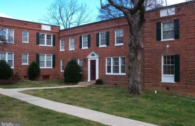 Photo of 1805 KEY BOULEVARD N