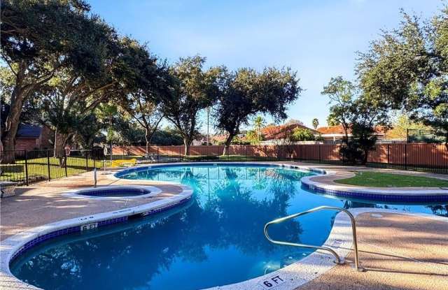 100 Xanthisma Avenue