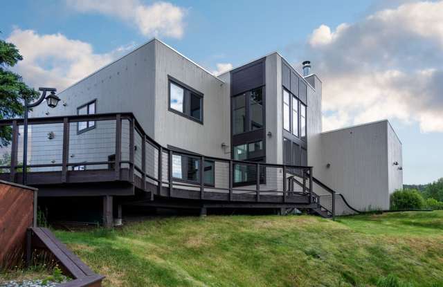 11071 Mountain Lake Drive