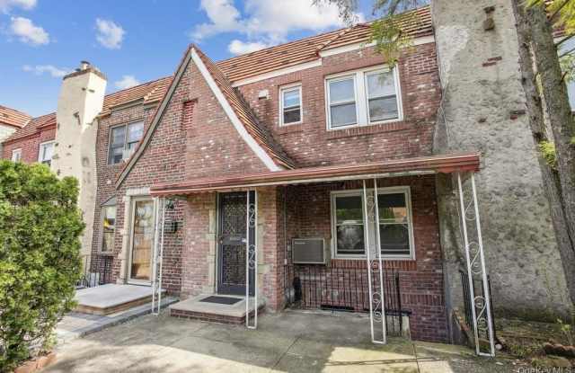 85-74 67th Avenue