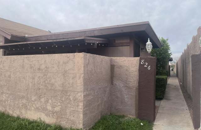 826 S CASITAS Drive unit: A