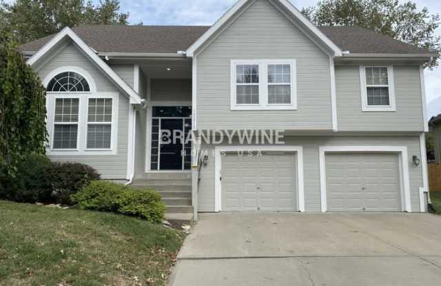 Photo of 13313 Redwood Lane