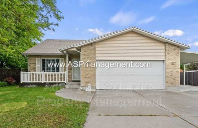 5823 S Twin Willows Cir