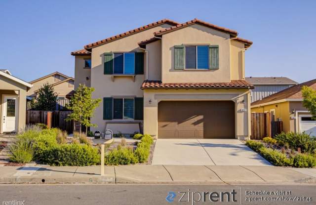 1828 Bella Vista Way, Santa Rosa, CA 95403