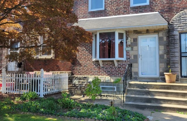 2042 Lardner St - 2042 Lardner Street, Philadelphia, PA 19149