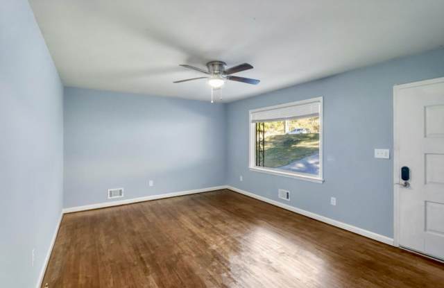 204 W Five Notch Rd