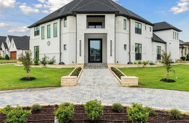 Photo of 1540 Saint Peter Lane