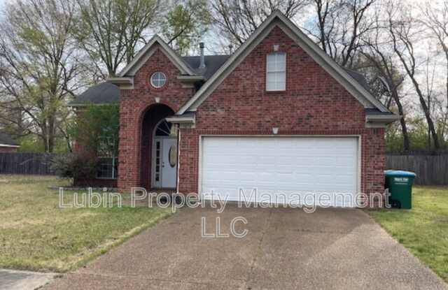 5474 Hidden Meadows Dr