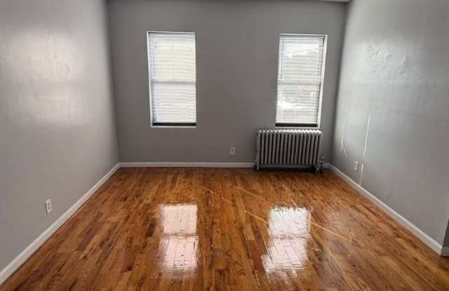 Photo of 30 Rutgers St