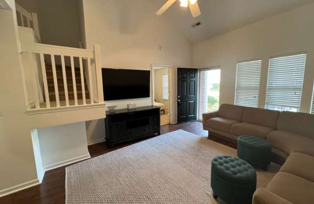 2 Bedroom 2.5 Bath Furnished Townhome in Beresford Commons photos photos