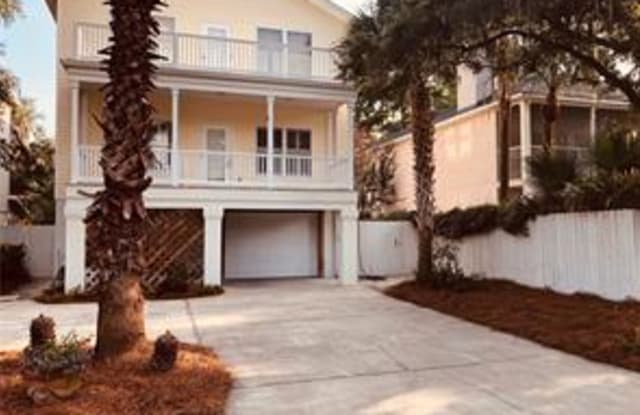 402 Maple Street - 402 Maple St, St. Simons, GA 31522