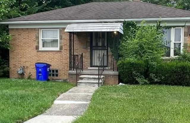 11700 Kenmoor Street