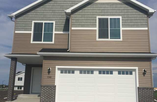 3 bed 3 bath