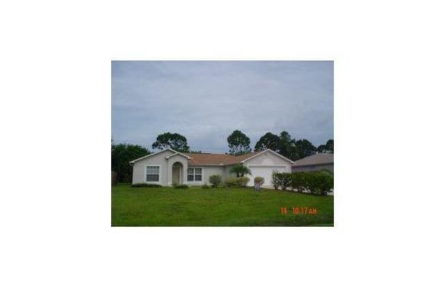 939 Lyons Circle - 939 Lyons Circle Northwest, Palm Bay, FL 32907