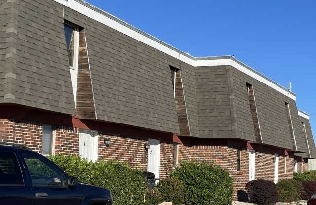 Photo of 2600 Adams Street - 10