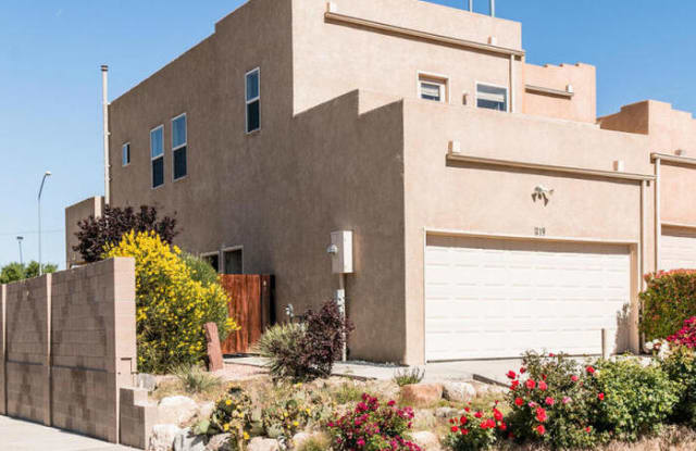 219 Lanier Drive Southeast - 219 Lanier Drive Southeast, Albuquerque, NM 87123