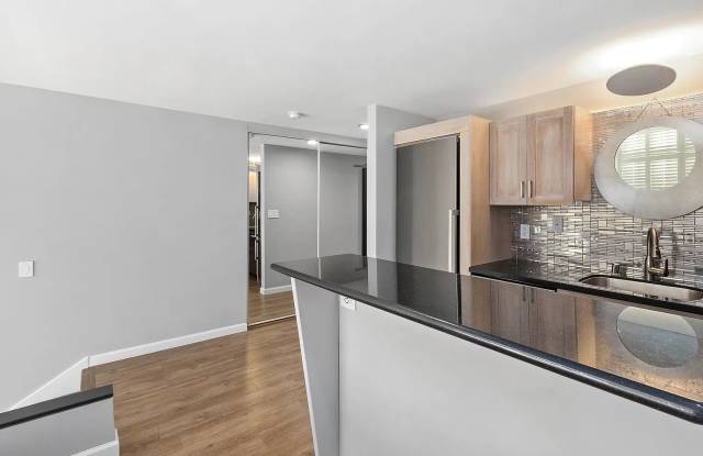 1255 California St Unit 103