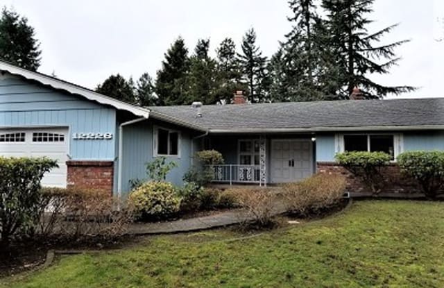 12226 Shadywood Ln SW - 12226 Shadywood Lane Southwest, Lakewood, WA 98498