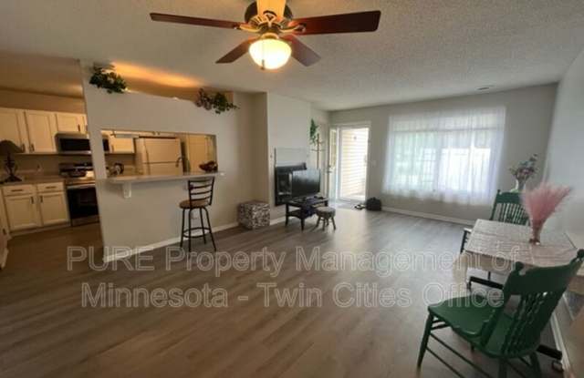 12196 Killdeer St NW