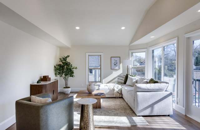 7223 University Avenue