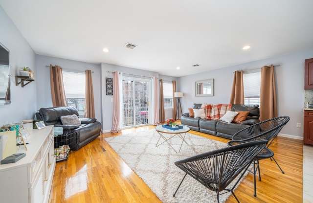 171 HALLADAY ST