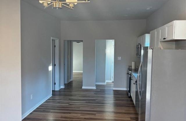 1460 Ferndale Avenue