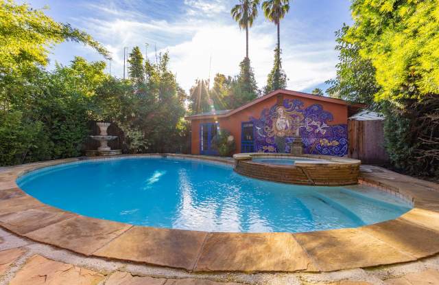 Photo of Prime Ojai Location!