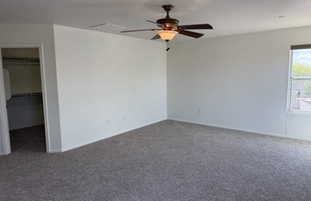 8134 W Solitary Eagle Ct