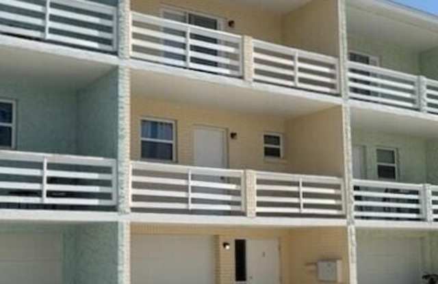 3635 Cardinal Boulevard unit: 2