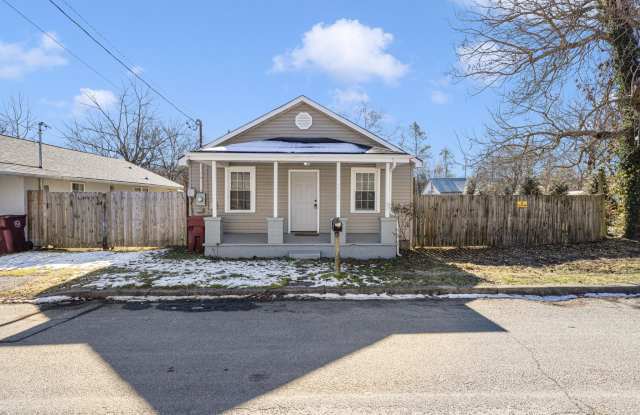 1729 Mary Street