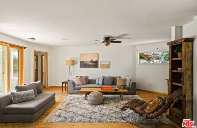 2026 Topanga Skyline Dr