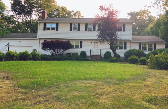 35 Eagle Dr - 35 Eagle Drive, Norfolk County, MA 02067