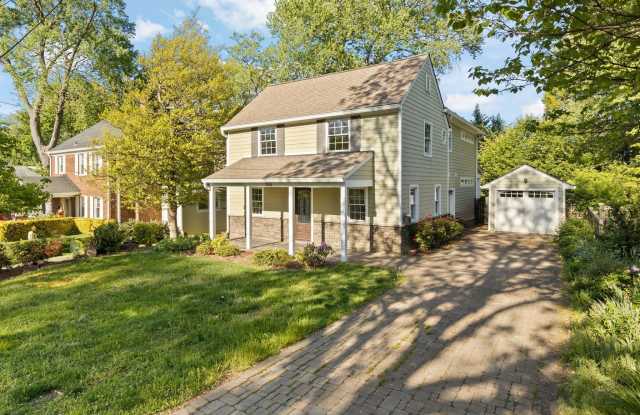 106 W MARSHALL STREET - 106 West Marshall Street, Falls Church, VA 22046