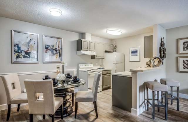 Sanford Landing Apartments