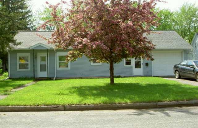 735 N Montana Ave