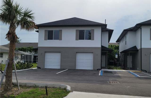 Photo of 3519 SW Santa Barbara Place unit: 30