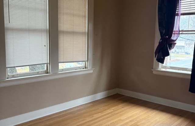 Beautiful South Highlands Duplex