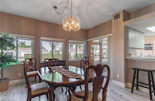 13201 Oakmont Drive unit: 1