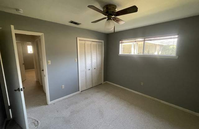 3039 Mesa Dr