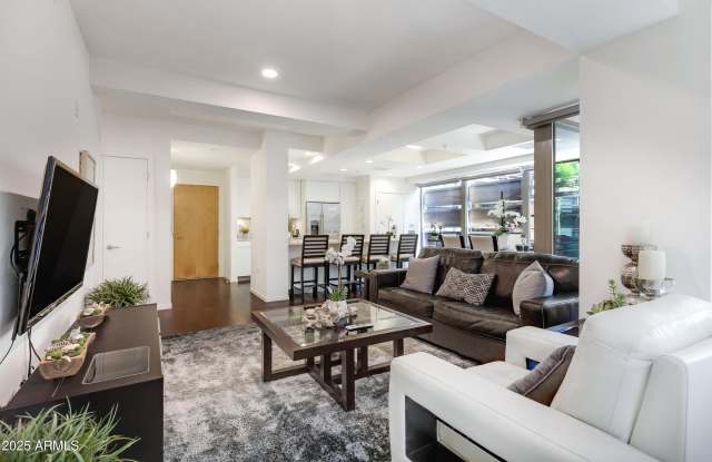 7121 E RANCHO VISTA Drive unit: 3001