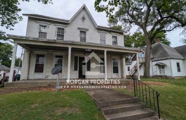 428 Delaware Street