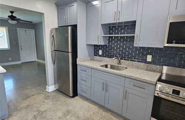 Photo of 325 Phippen Rd