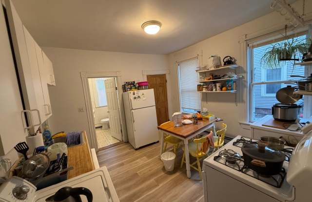 3bed 2bath in Cambridge 9/1