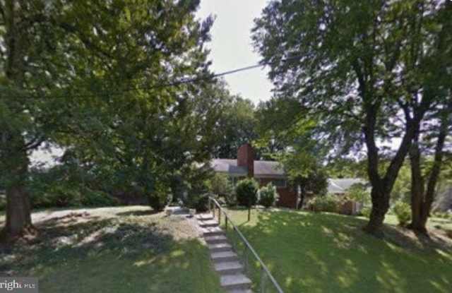 8507 LEONARD Drive