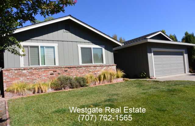 East Sonoma 3/2 Home in Prestwood School Dirstrict - 530 Chase Street