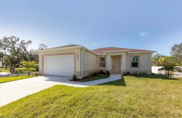 2421 SPARKLE LANE