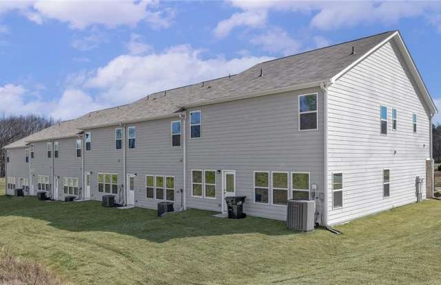 3983 Hidden River Lane