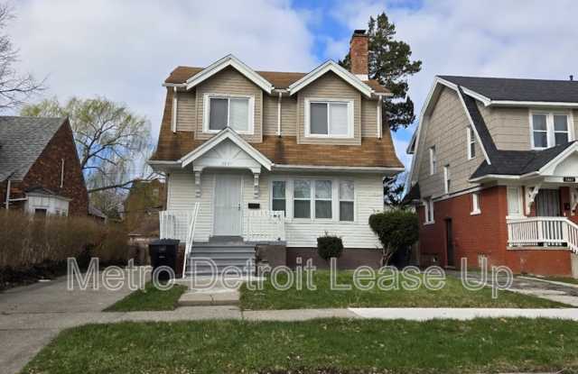 3651 Buckingham